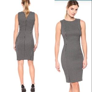 🆕 Calvin Klein Women's Sleeveless T Sheath Dress